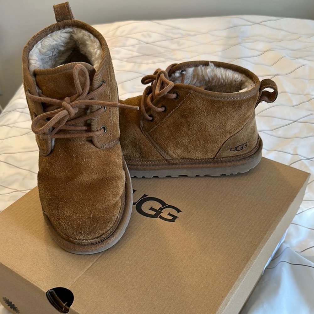UGG chestnut lace up Boots